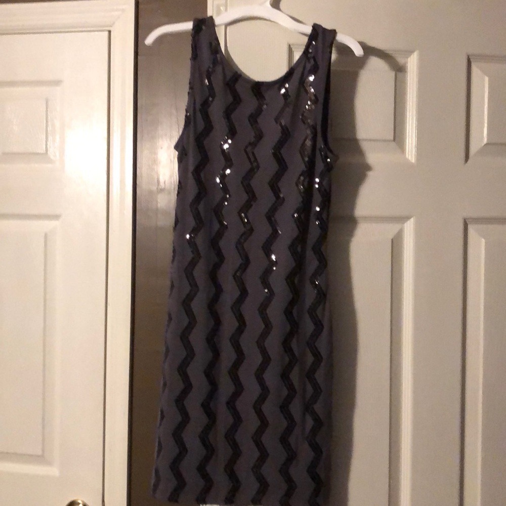 Grey/black sequined dress